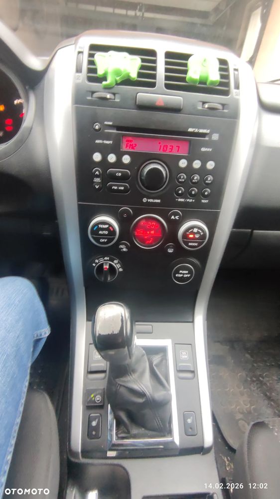 Suzuki Grand Vitara 2.4 Premium - 10