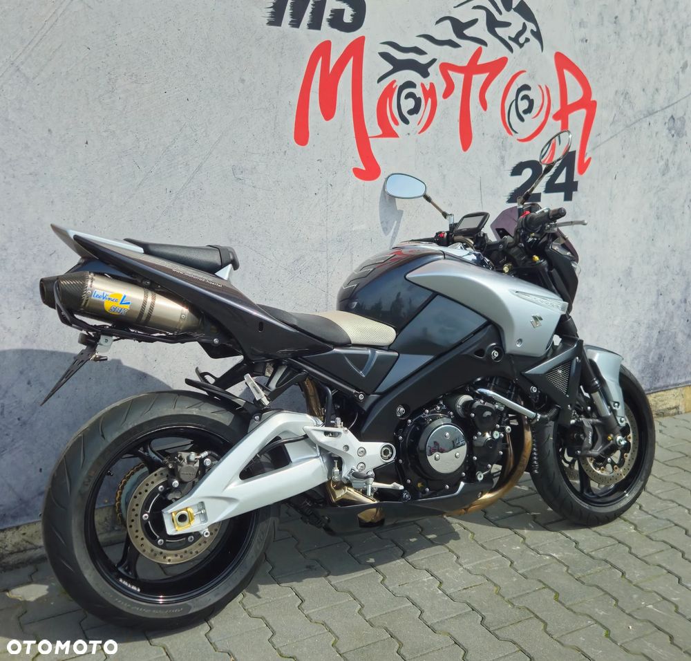 Suzuki GSX - 3