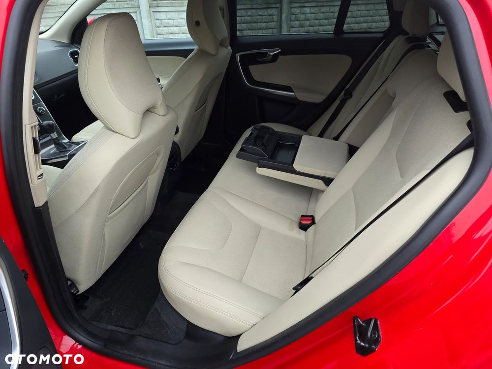 Volvo V60 DRIVe Kinetic - 12