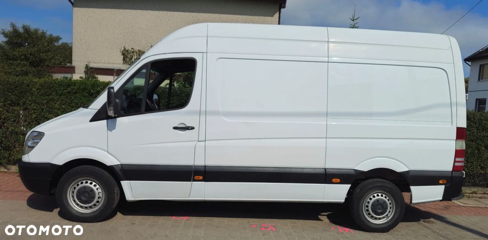 Mercedes-Benz SPRINTER - 2