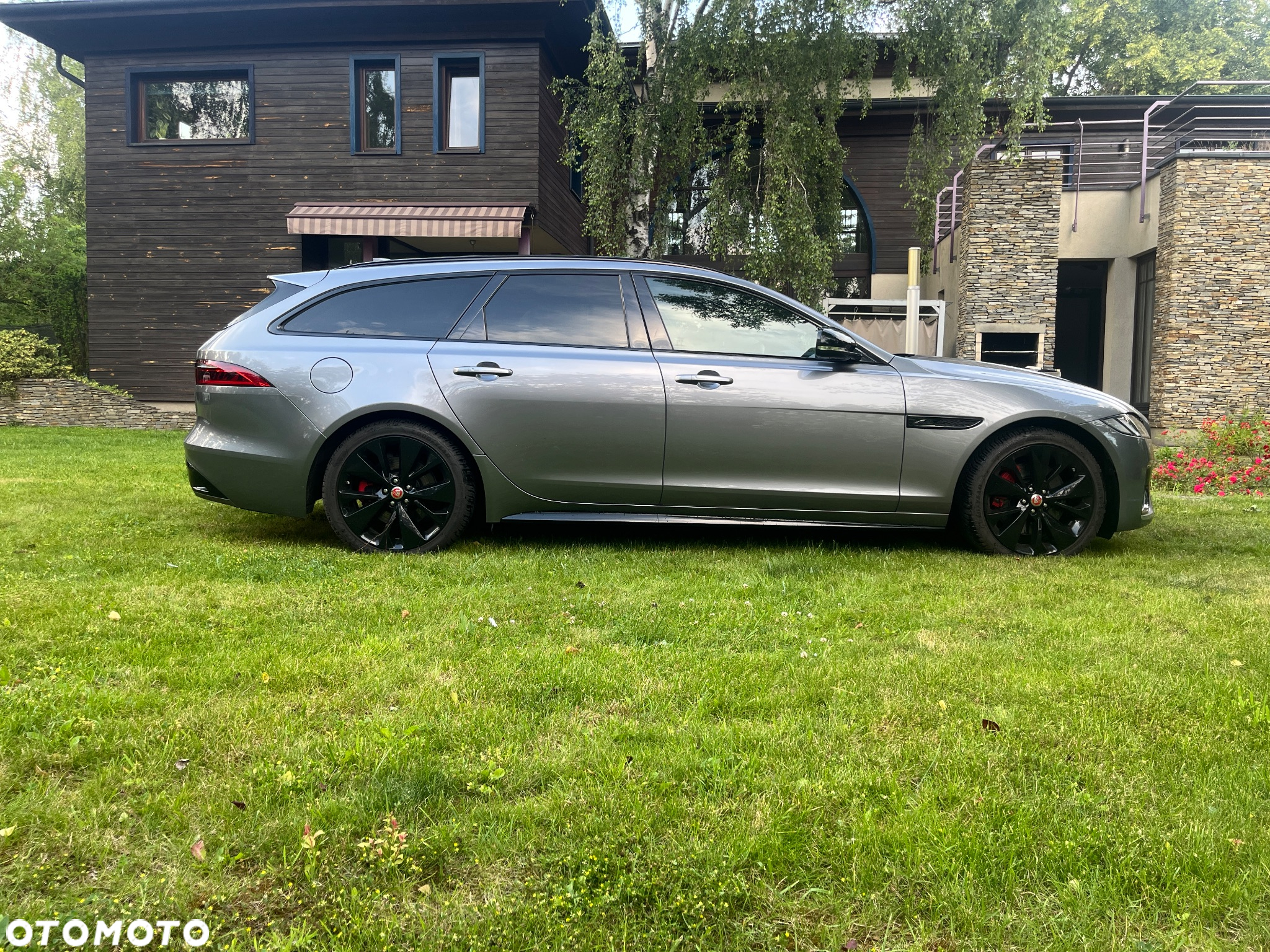 Jaguar XF D200 AWD Sportbrake R-Dynamic SE - 6