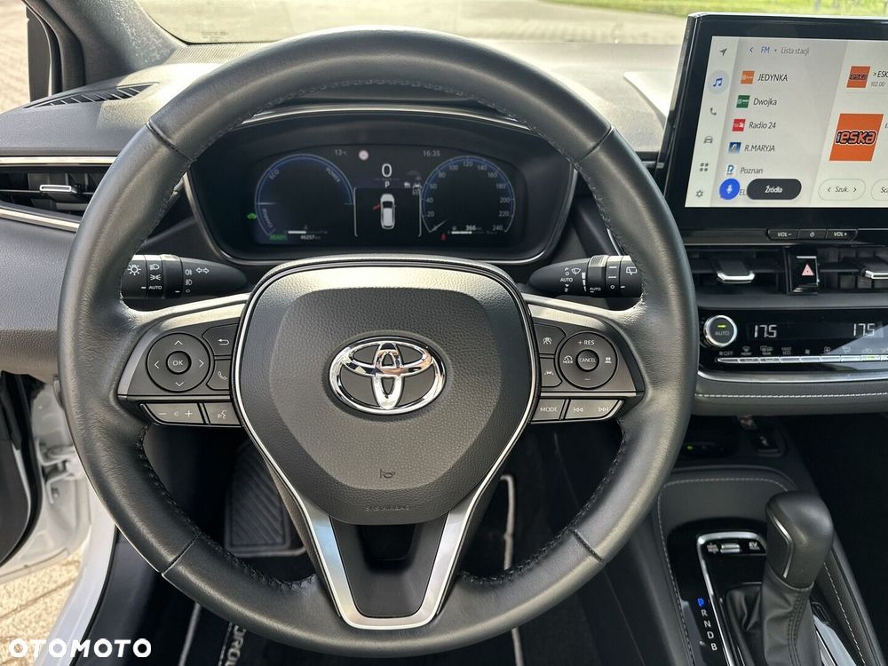 Toyota Corolla 1.8 Hybrid Style - 18