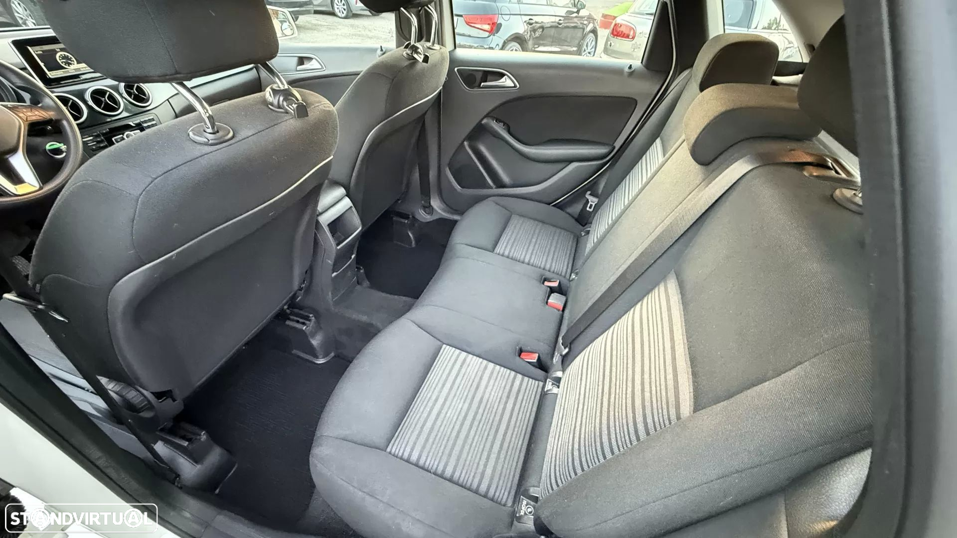 Mercedes-Benz B 180 Style - 8
