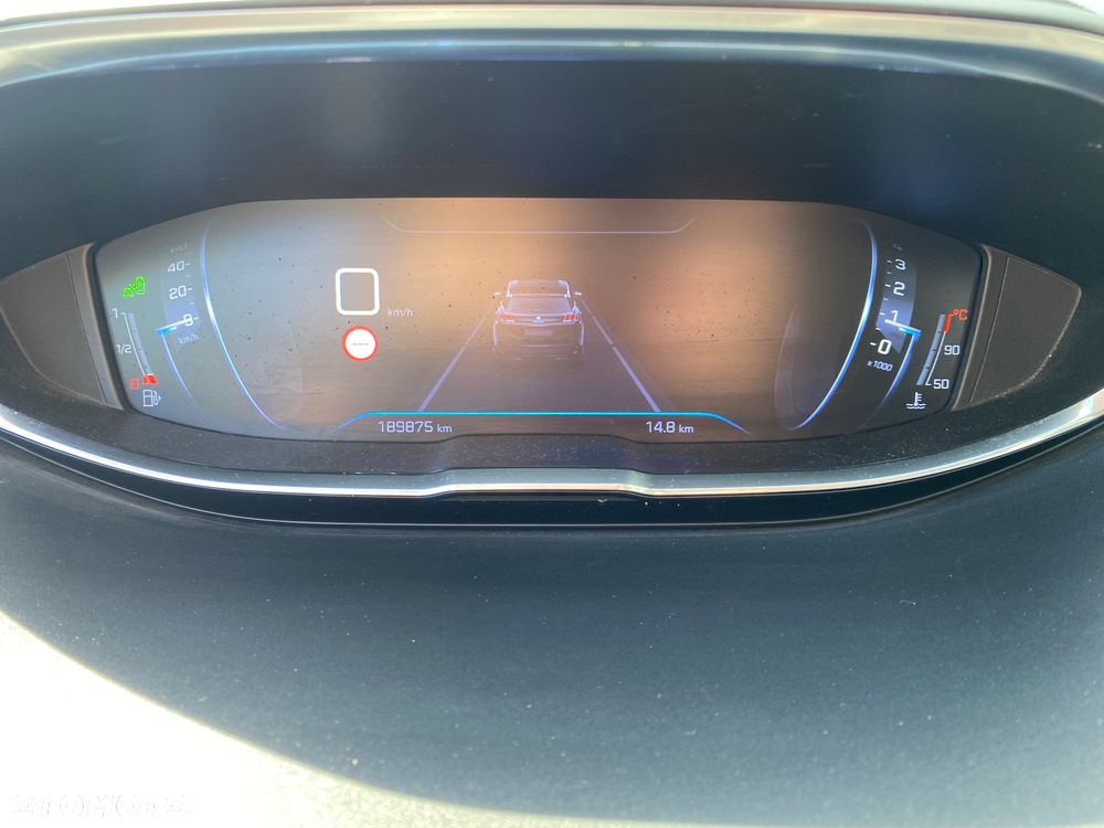 Peugeot 3008 1.6 BlueHDi Allure S&S - 19