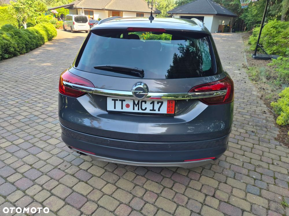 Opel Insignia CT 2.0 CDTI 4x4 S&S - 10