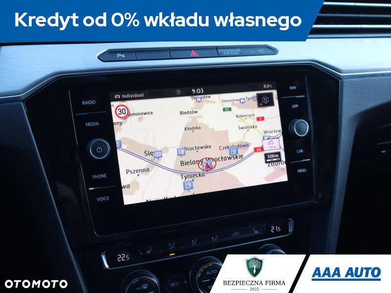 Volkswagen Passat - 13