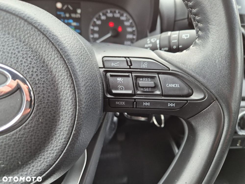 Toyota Yaris - 18