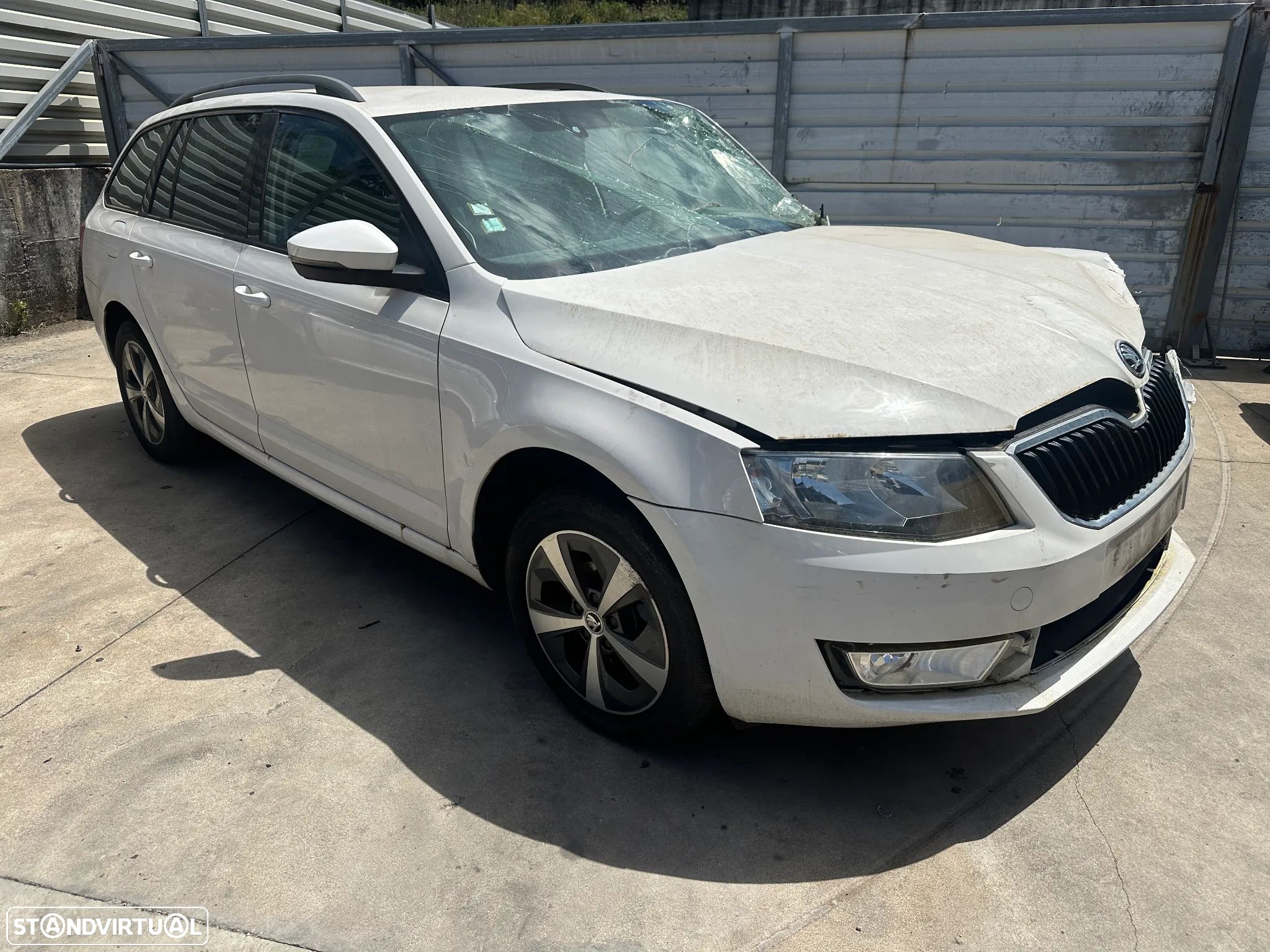 SKODA OCTAVIA BREAK (A7) 1.6 TDI DE 2016 MOTOR DBK (CENTRO DE ABATE) - 1