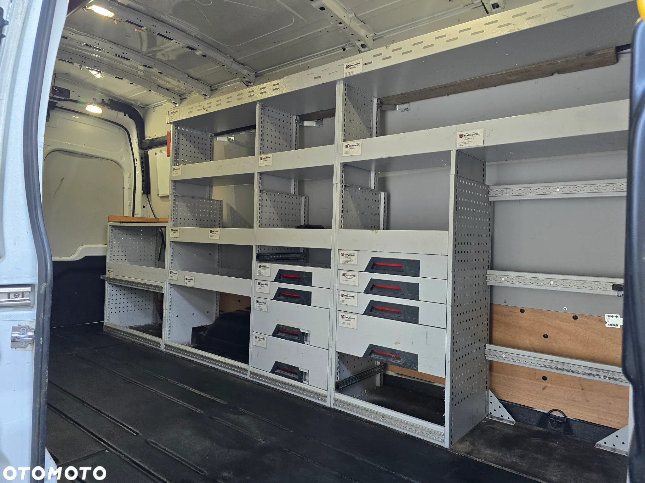 Ford Transit - 16