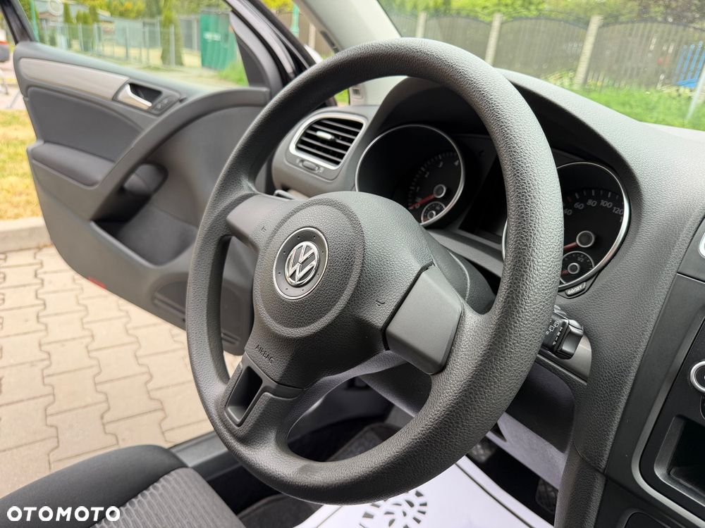 Volkswagen Golf 1.4 MATCH - 32