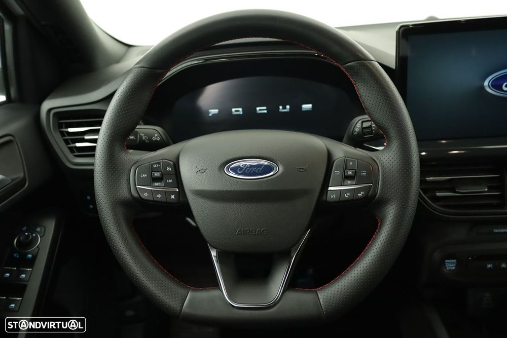 Ford Focus 1.0 EcoBoost MHEV ST-Line X - 15