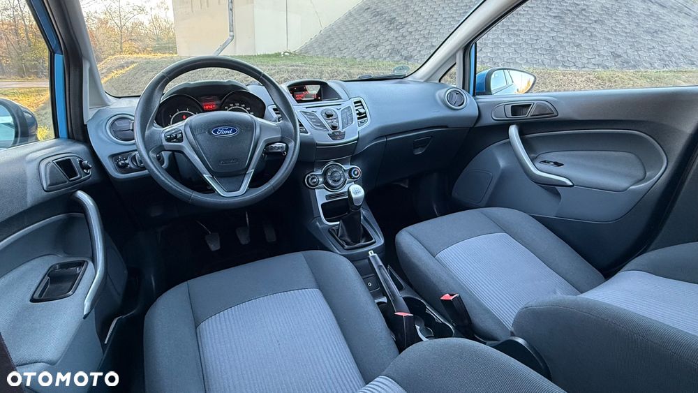 Ford Fiesta 1.25 Ambiente - 19