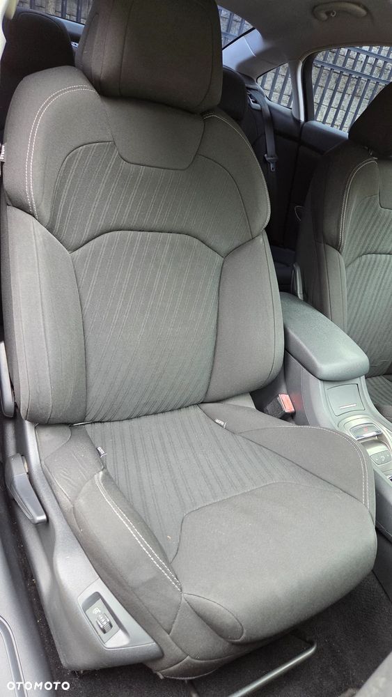 Citroën C5 2.0 16V Confort - 29