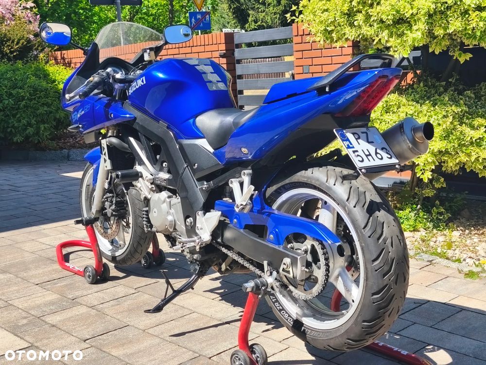Suzuki SV - 4