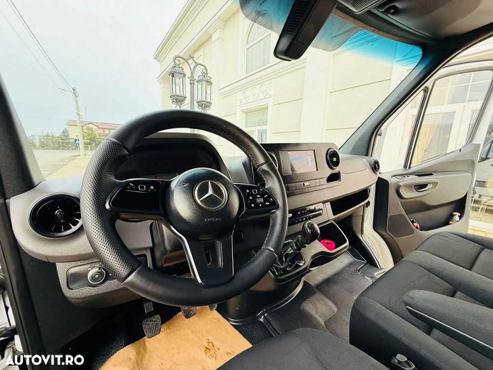 Mercedes-Benz Sprinter - 7