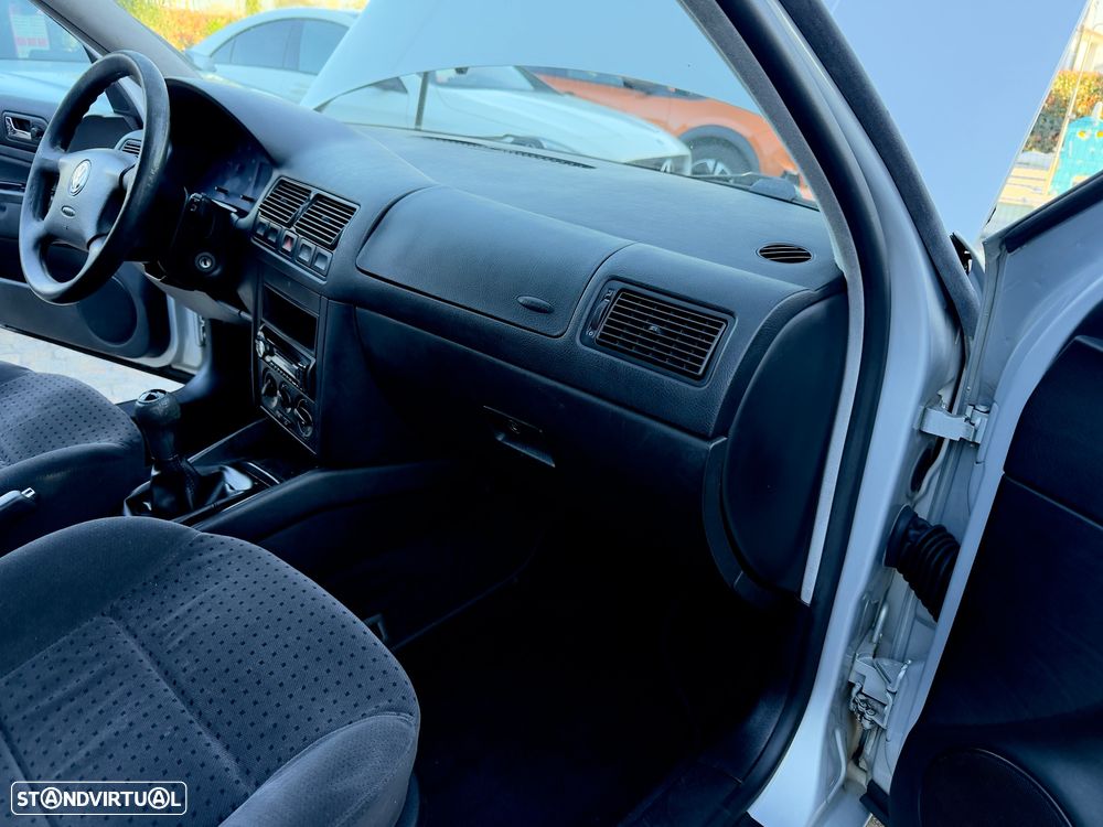 VW Golf Variant 1.9 TDi Confl AC - 45