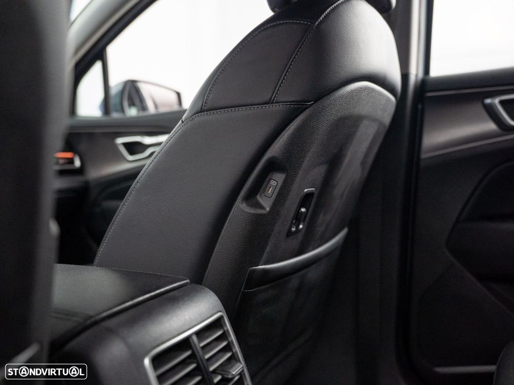 Kia Sportage 1.6 T-GDi PHEV Tech - 45