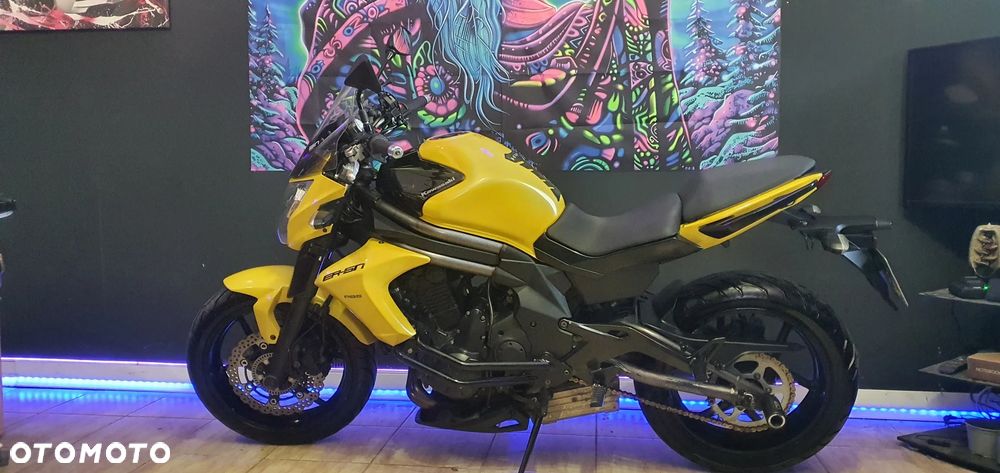 Kawasaki ER - 3