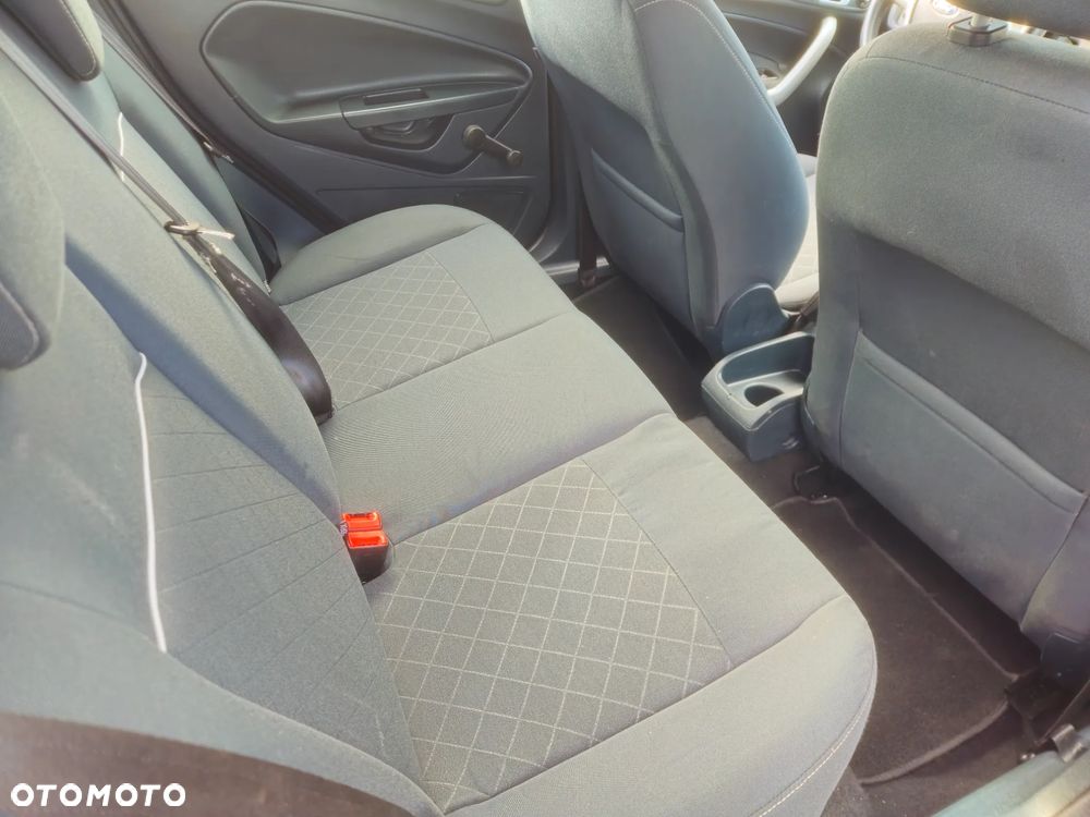 Ford Fiesta 1.25 Celebration - 29