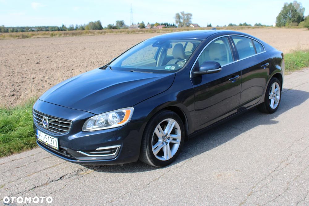Volvo S60 - 1