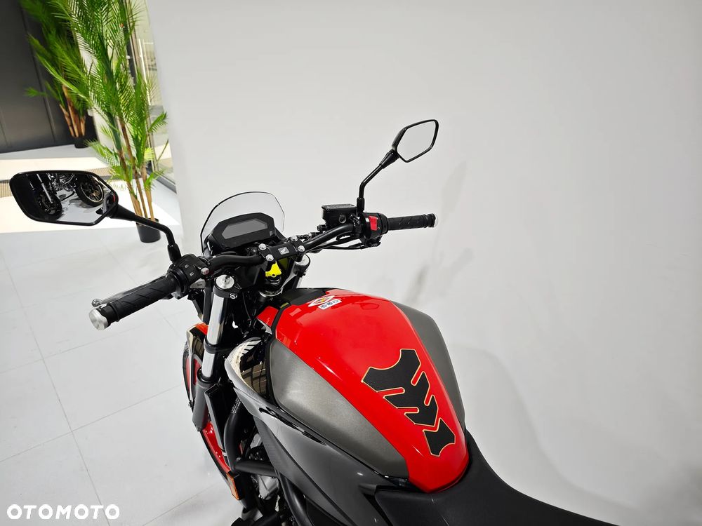Honda NC - 16