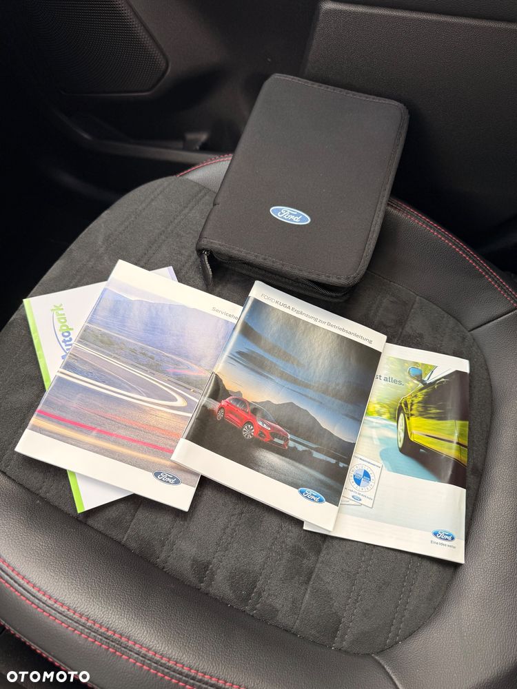 Ford Kuga 2.5P PHEV FWD ST-Line X - 34