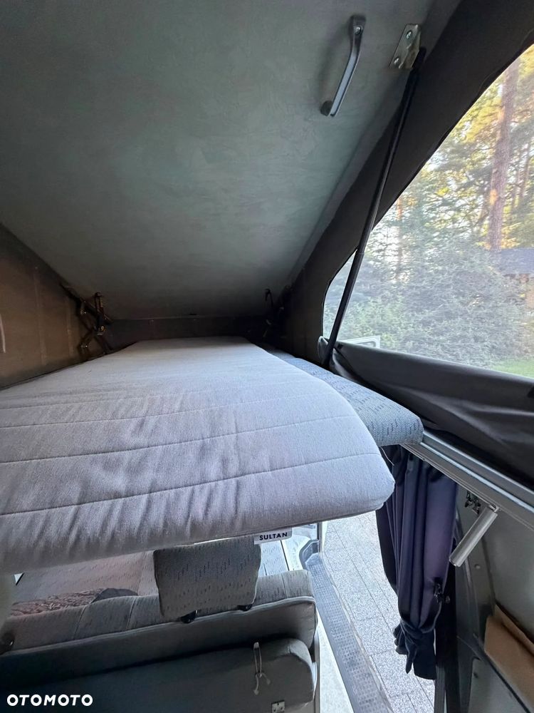 Volkswagen Transporter - 8