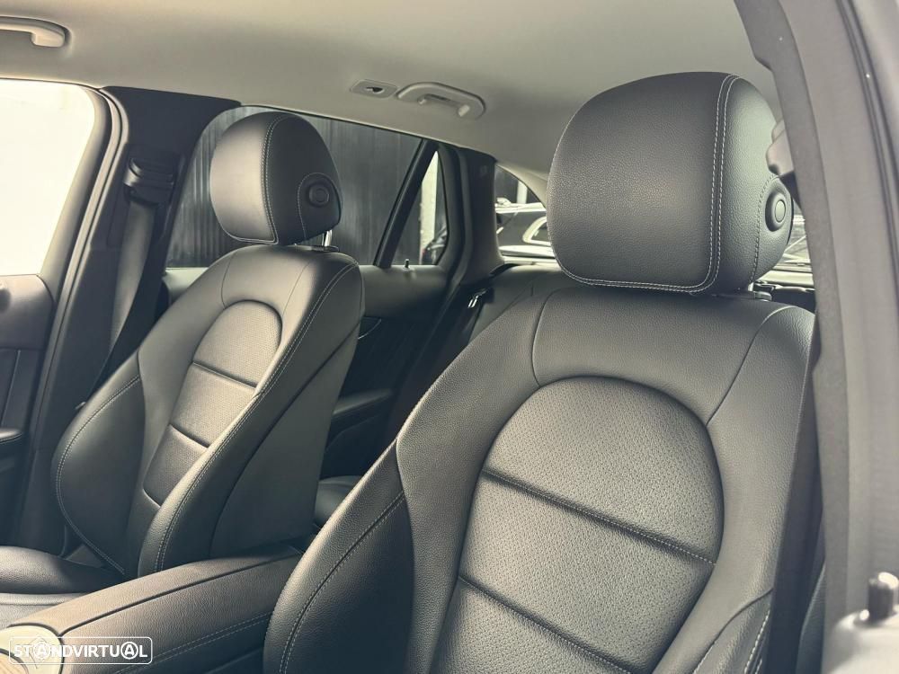 Mercedes-Benz GLC 300 e 4Matic 9G-TRONIC Avantgarde Advanced - 23