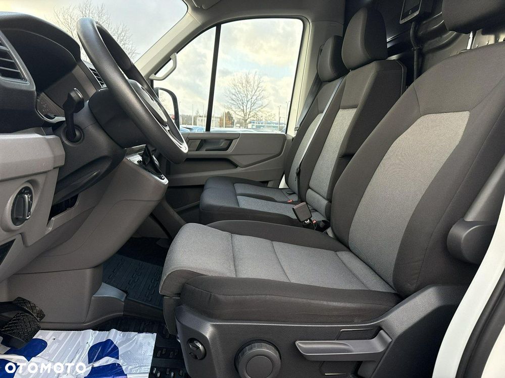 Volkswagen Crafter - 13