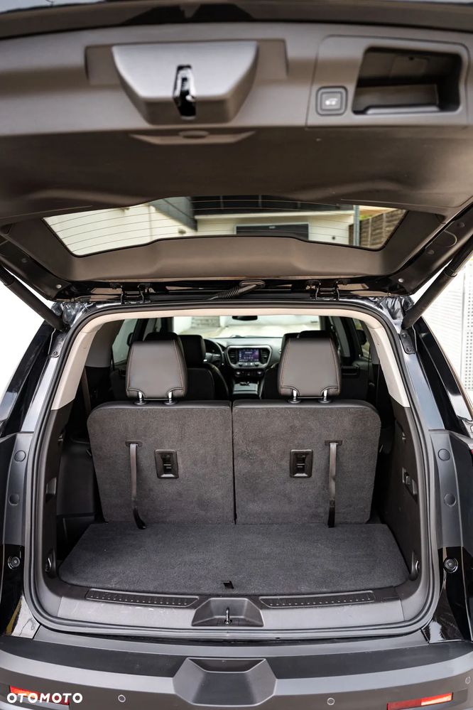 GMC Acadia - 23