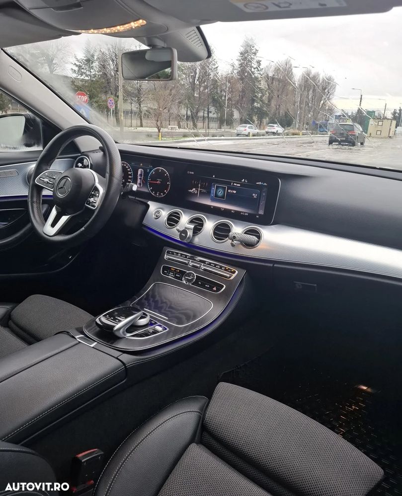 Mercedes-Benz E 220 d 9G-TRONIC - 10
