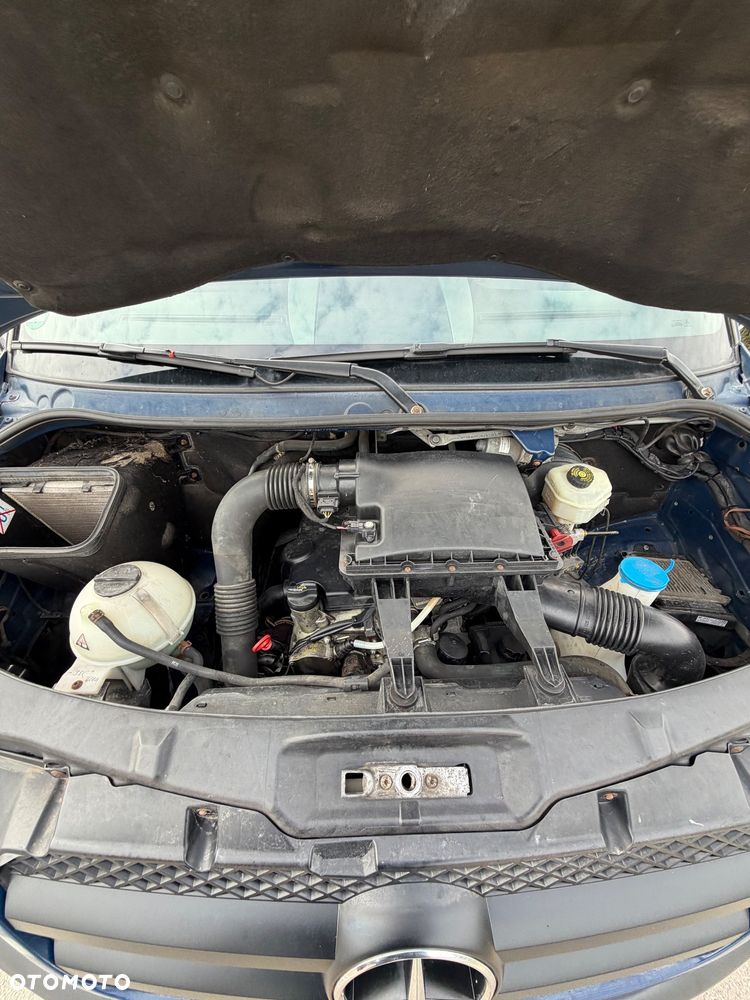 Mercedes-Benz Sprinter - 28