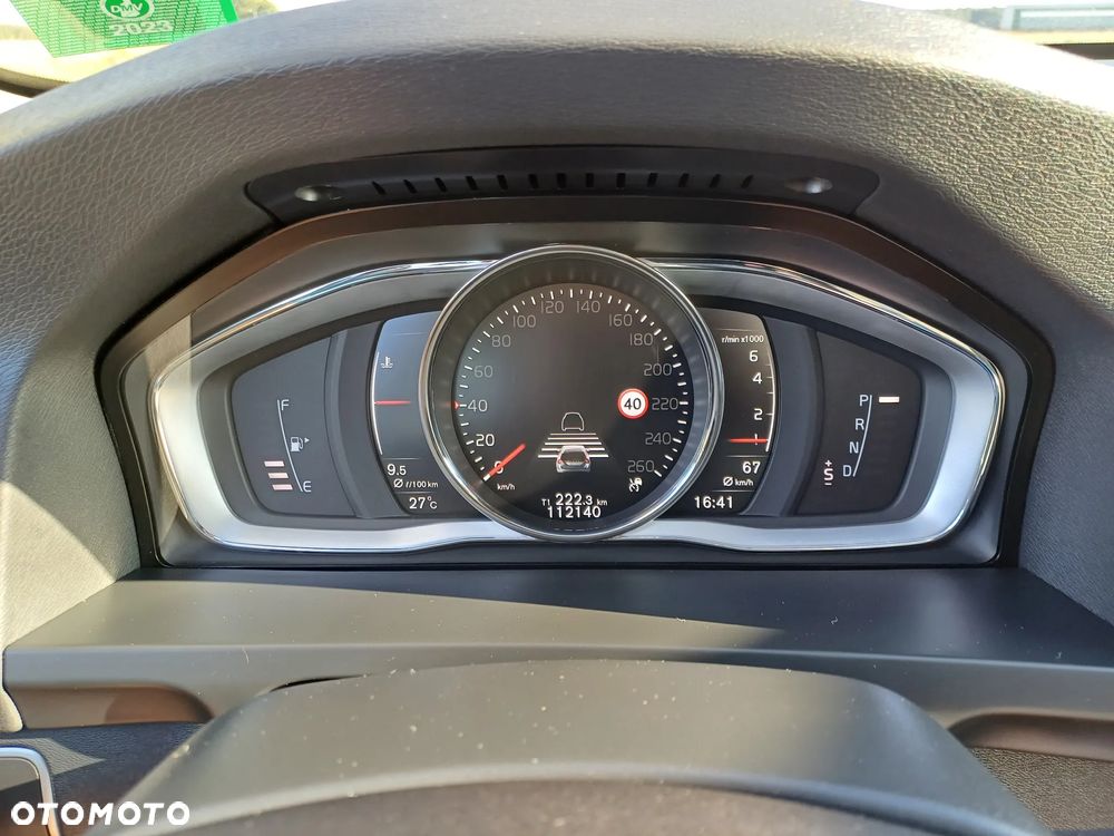 Volvo V60 T5 Drive-E Dynamic Edition (Momentum) - 16