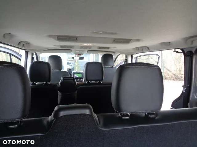 Nissan NV300 - 21