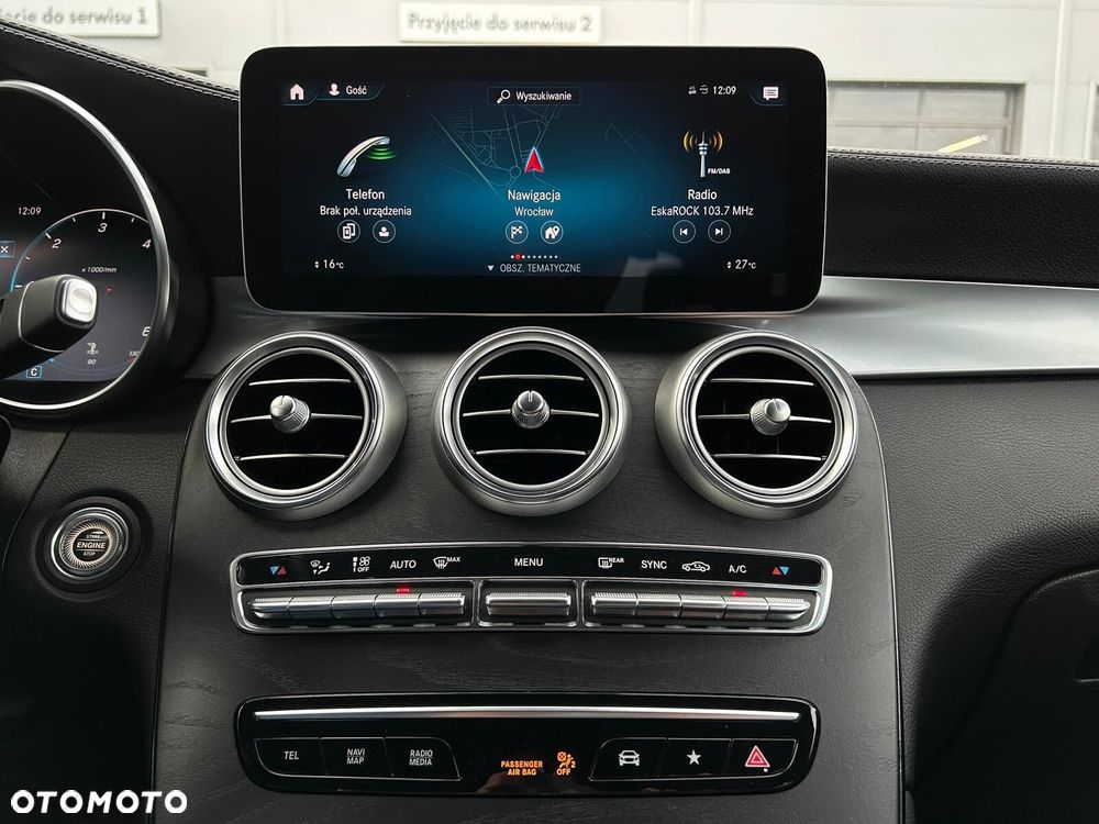 Mercedes-Benz GLC 300 d 4-Matic - 23