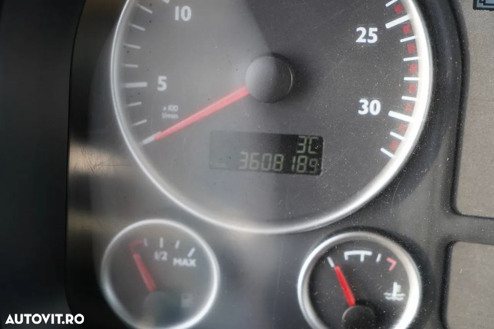 MAN TGS 33.360 / 6x4 / BASCULĂ SPATE 5.8 M + HIAB XS 122 HGV / RADIOCOMANDĂ / HGV ÎN SPATELE CABINEI / EURO 5 / MANUALĂ - 39