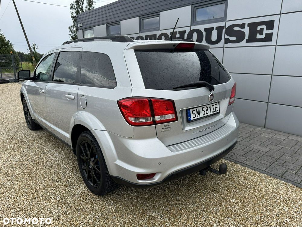 Fiat Freemont 2.0 Multijet Black Code AWD - 9