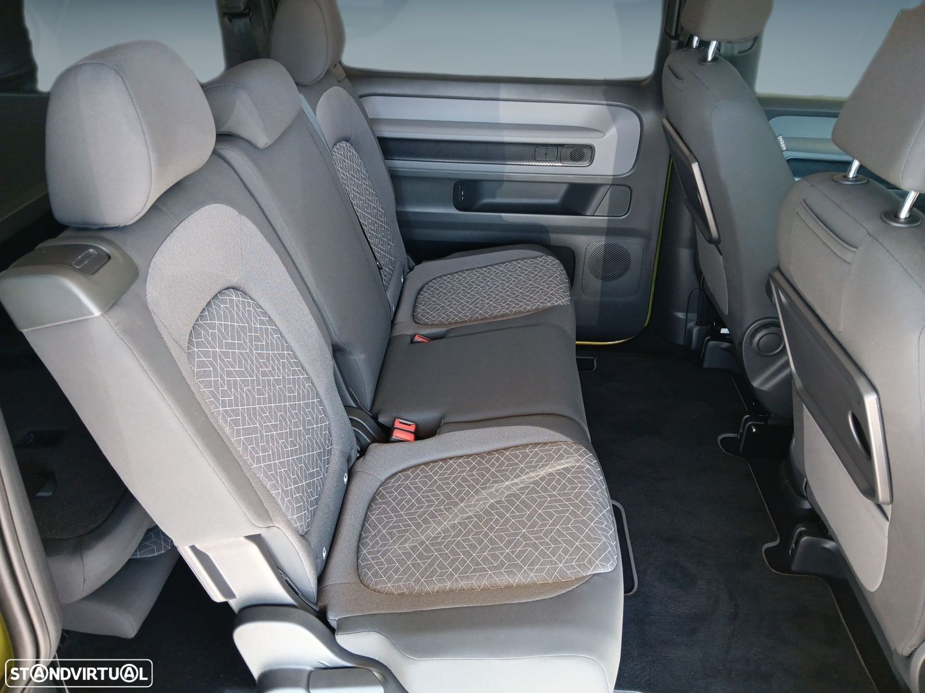VW ID.Buzz 91 kWh Pro - 11