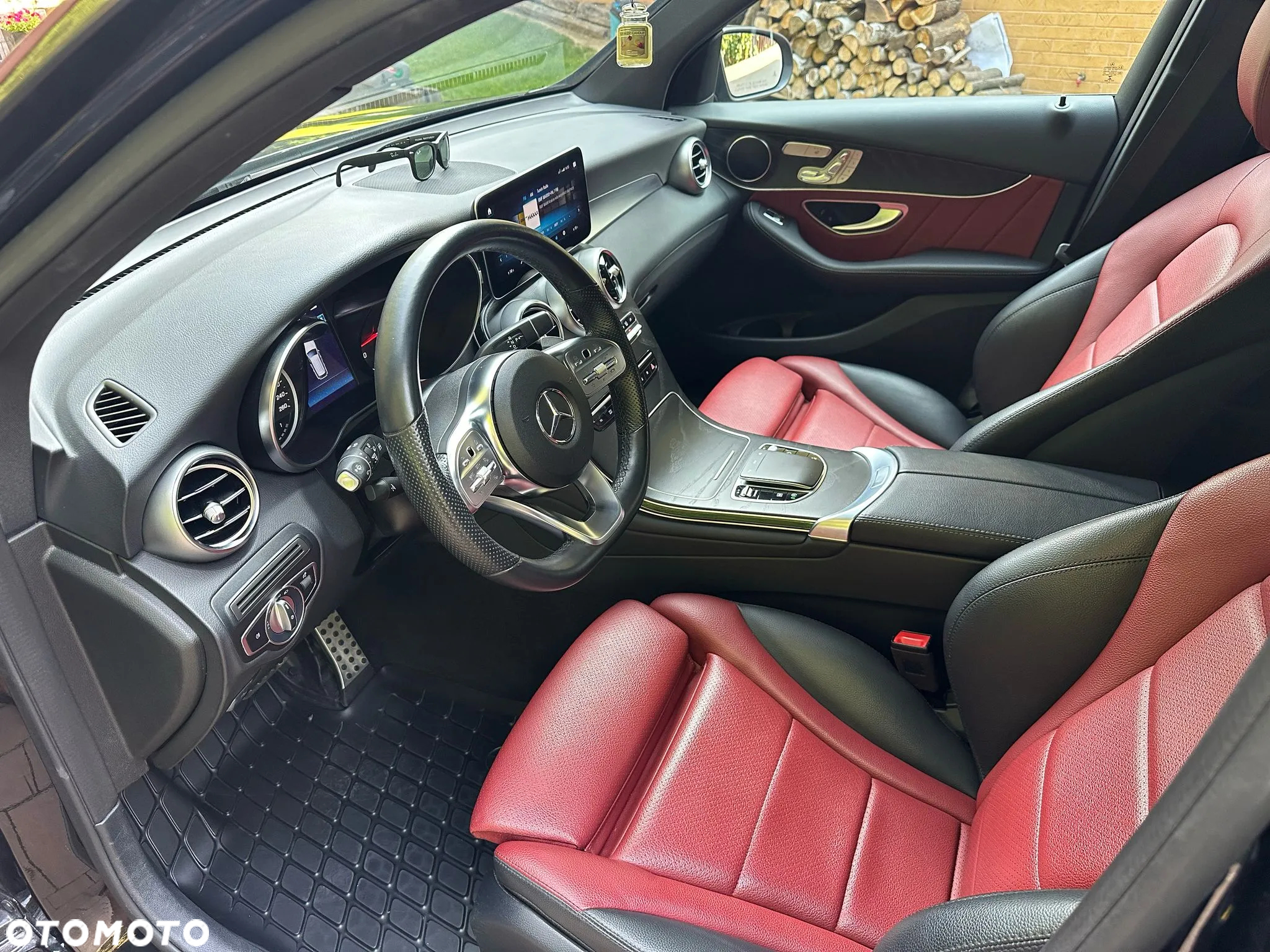 Mercedes-Benz GLC 300 4Matic 9G-TRONIC AMG Line - 5