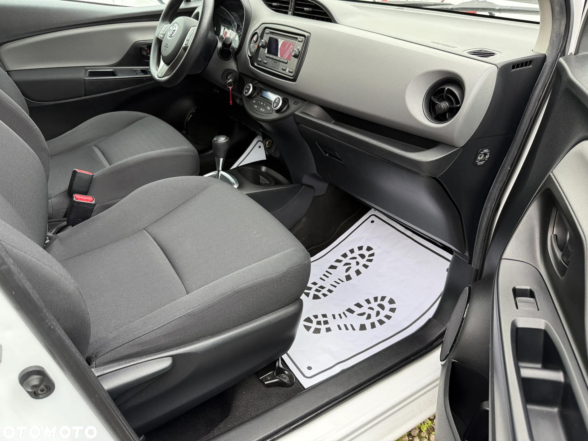 Toyota Yaris - 15
