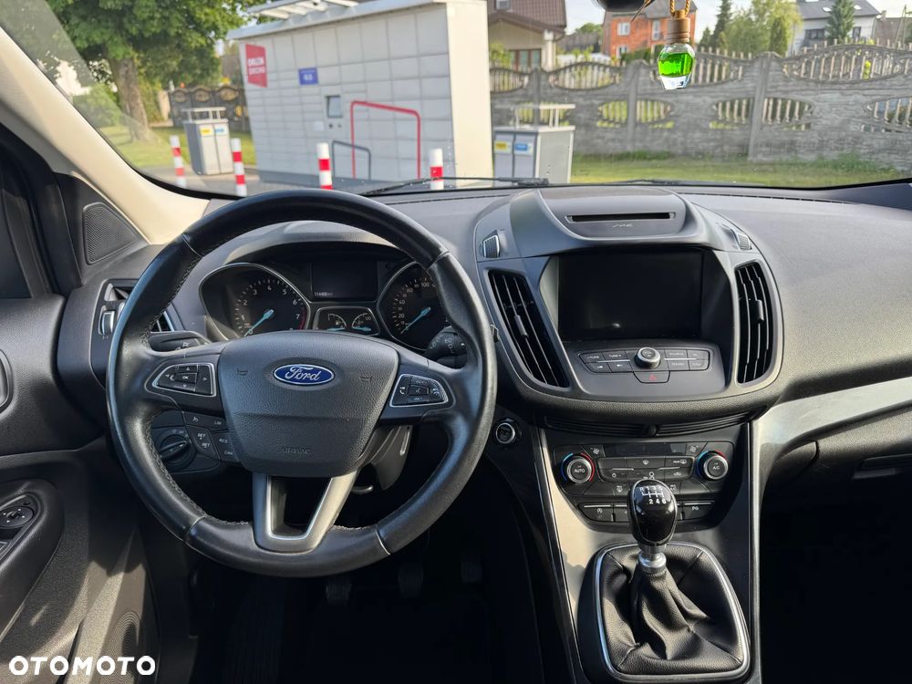Ford Kuga 1.5 EcoBoost 2x4 Titanium - 7