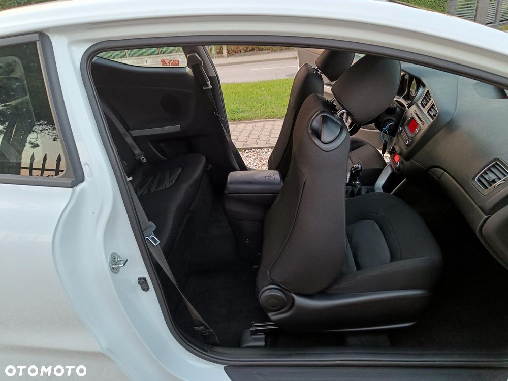 Kia ProCeed 1.6 GDI Vision - 28