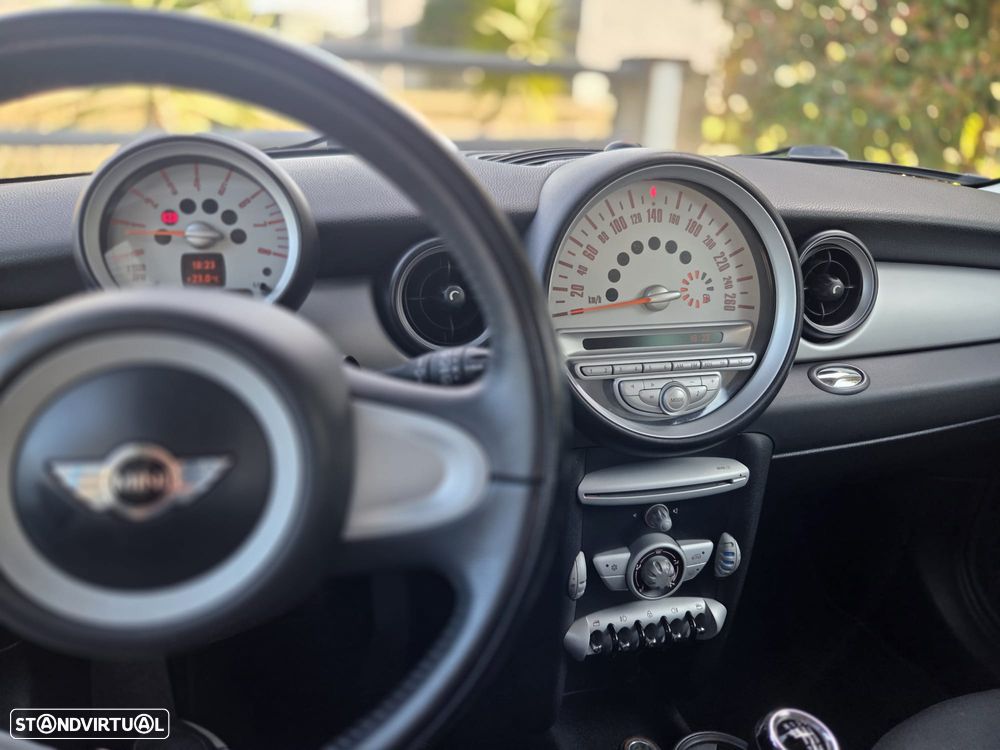 MINI 3 Portas One 1.4 - 26