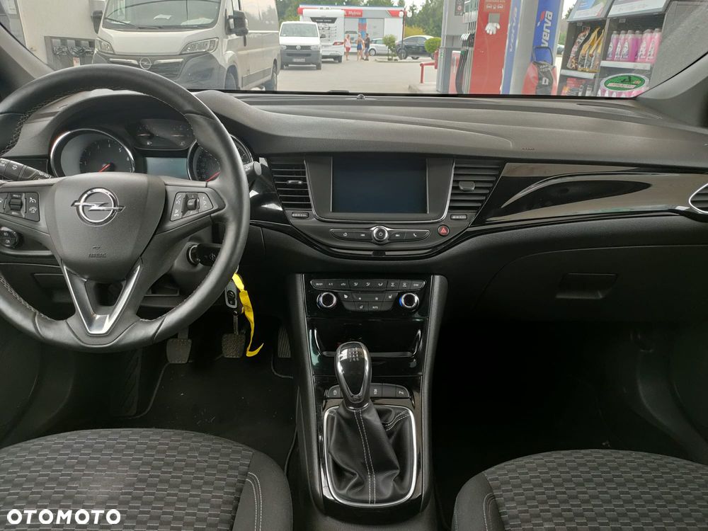 Opel Astra - 10