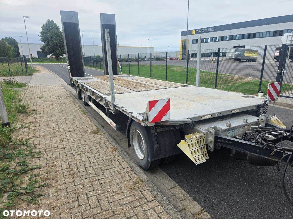 Mercedes-Benz Arocs 1835 4x4 Hds Atlas 120.2E Pilot z Niemiec Mailler - 21