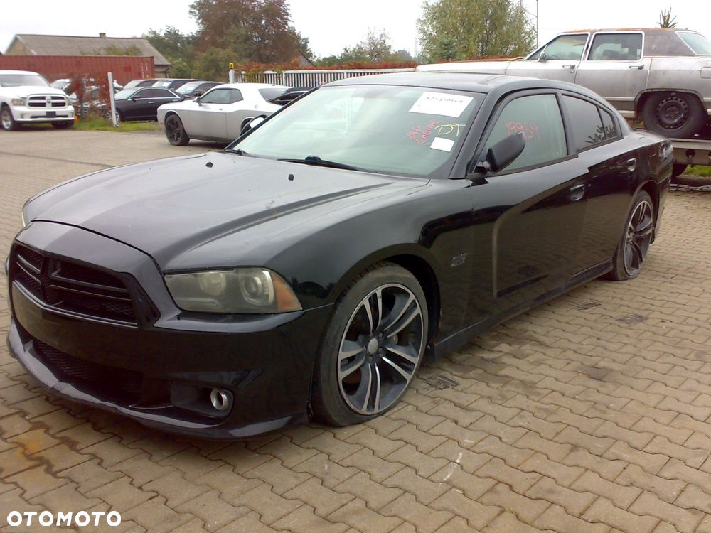 dodge charger srt8 6.4 v8 2011 - 2014 pas przedni chłodnice belka przód - 1