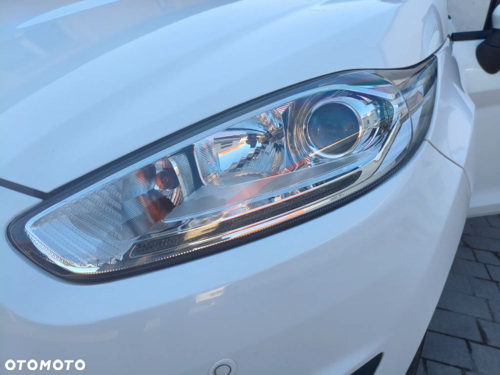 Ford Fiesta 1.0 Celebration - 15
