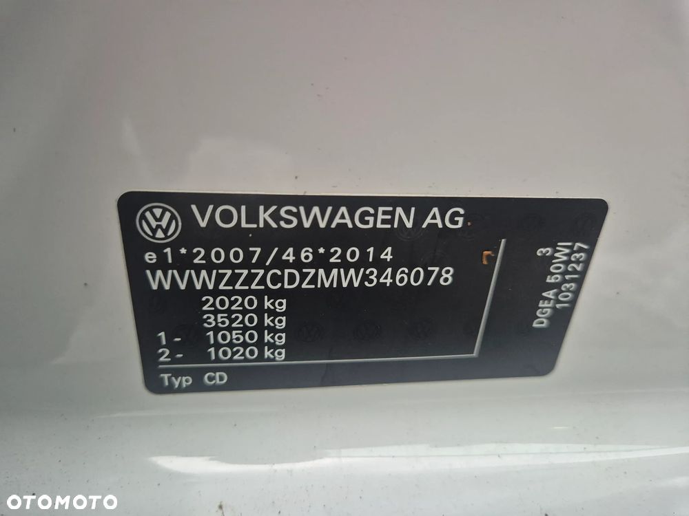 Volkswagen Golf - 26