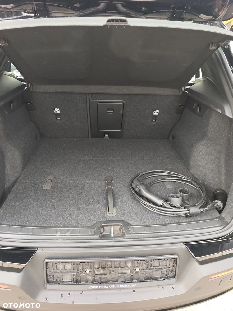 Volvo XC 40 82kWh P8 Recharge AWD Pro - 14