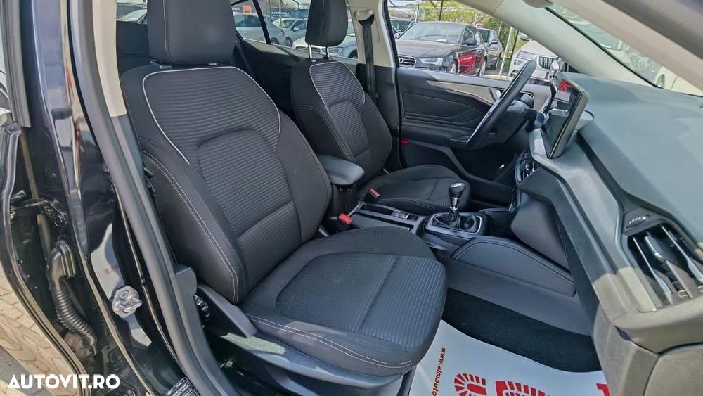 Ford Focus - 13